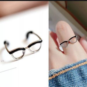 Silver titanium and black enamel horn rimmed glasses novelty ring adjustable new
